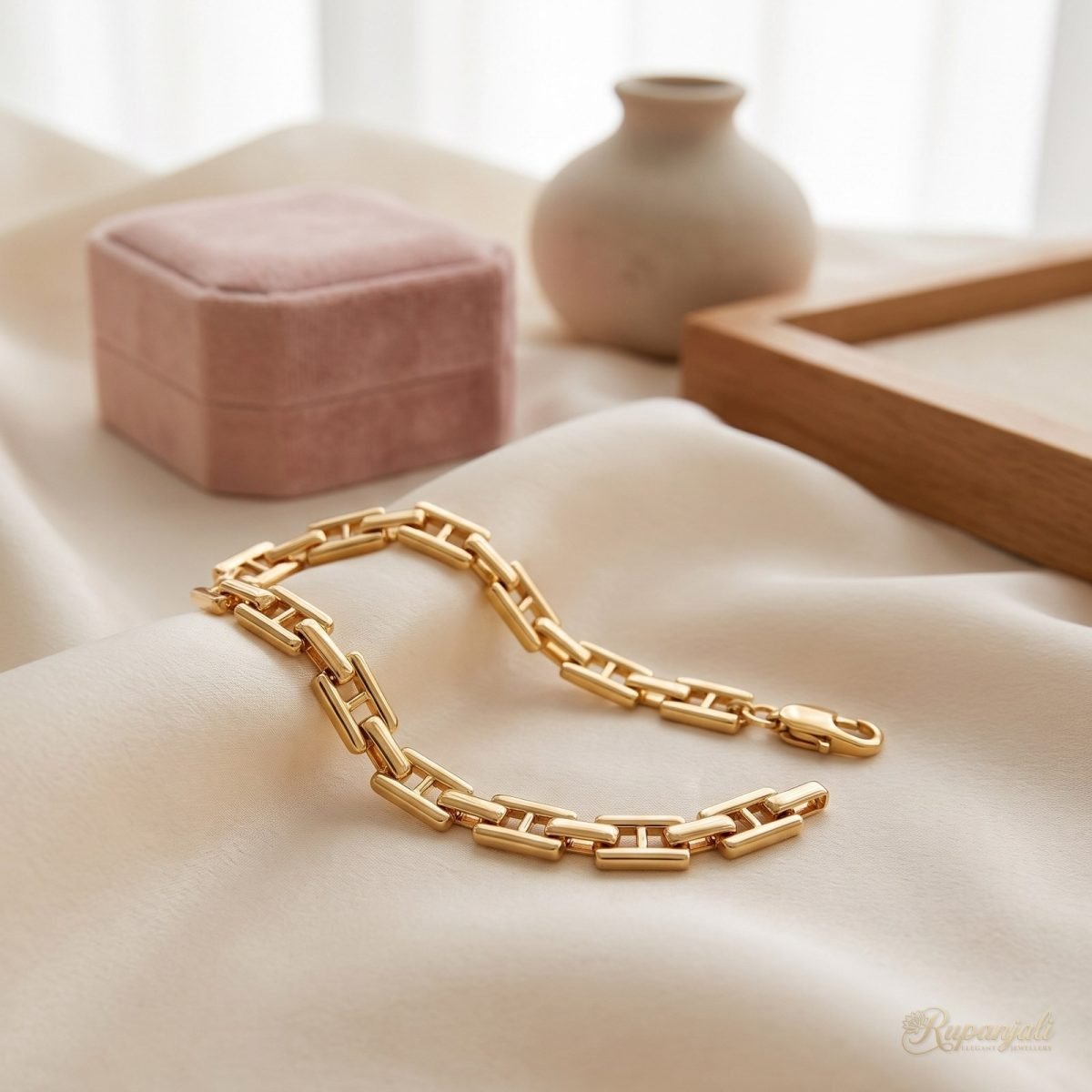 Gold H-Link Chain Bracelet — Bold Handmade-Style Links 2