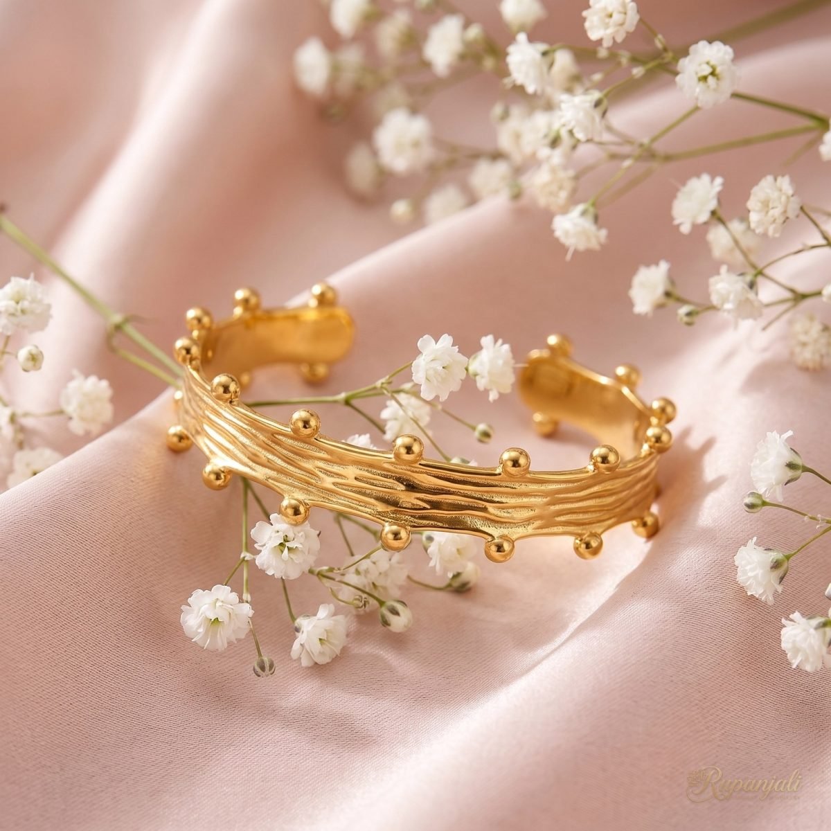 Wrinkle Texture Cuff — Beaded Edges 3