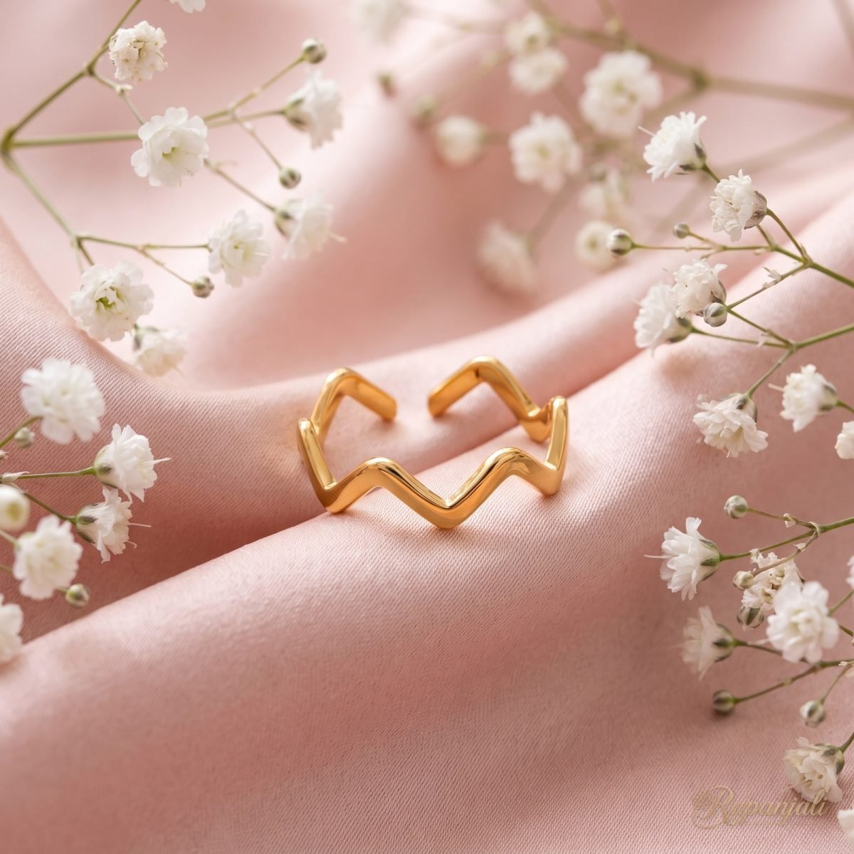 Gold-Tone Wave Ring for Women — Adjustable Open Zigzag Band 4