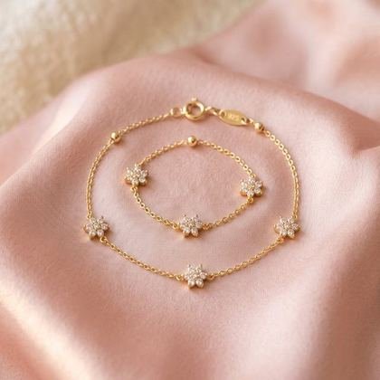 Floral Charm Bracelet